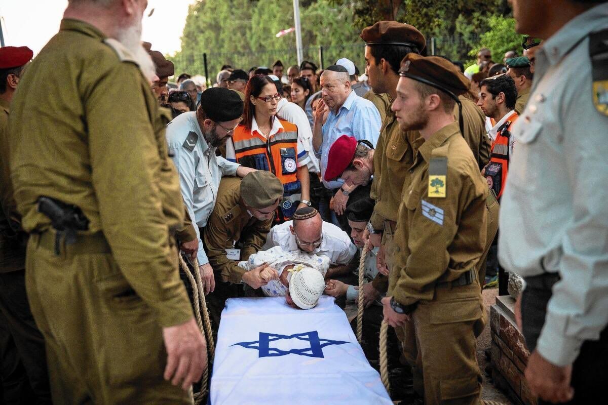 Israeli Soldier Commits Suicide on Nahariya Beach