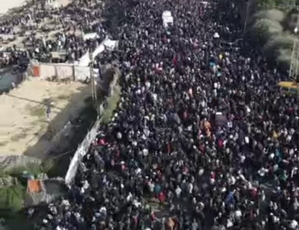 1000s of Palestinians Wait at Netzarim to Cross Into North Gaza