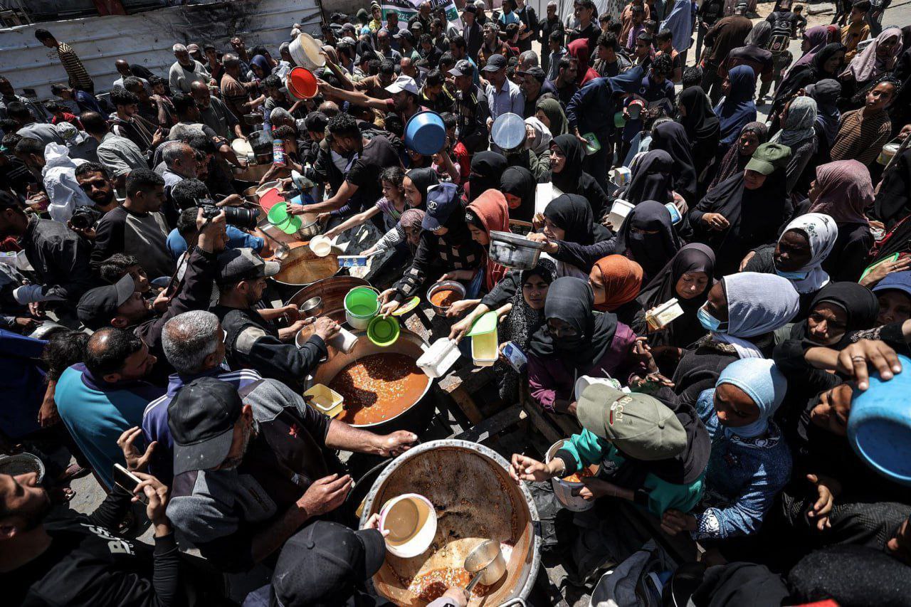 Israeli Army Fires on UN Aid Convoy