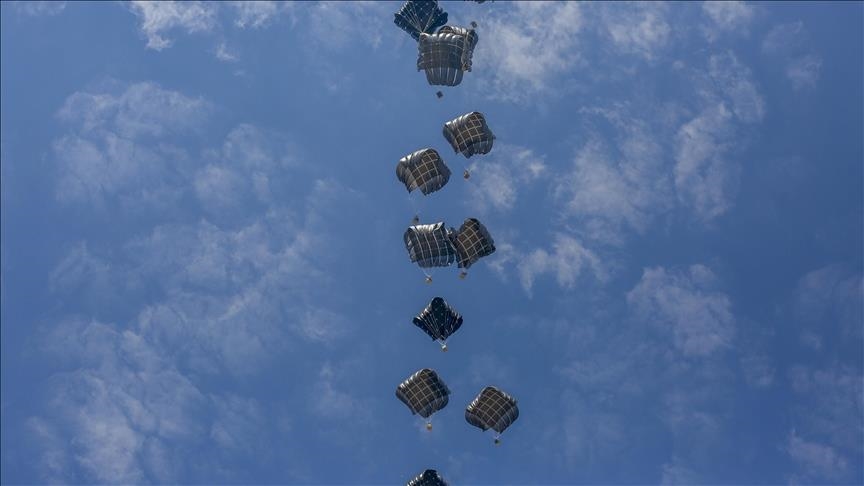 Airdrop Box Kills Boy in Gaza