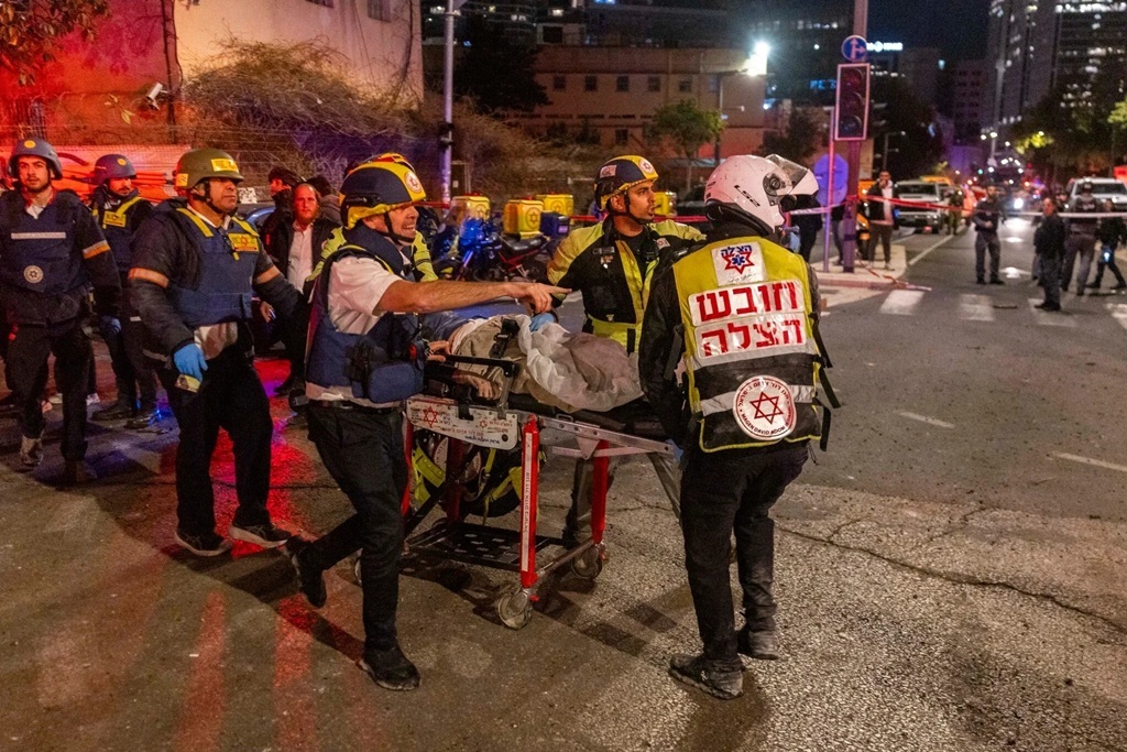 Israel Admits to 2 Deaths, 456 Injured