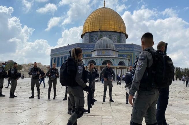 Israel Closes Al Aqsa Mosque For Day 35
