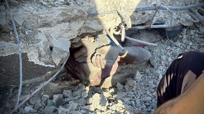 UNDP: 8000 Bodies Remain Under Rubble!