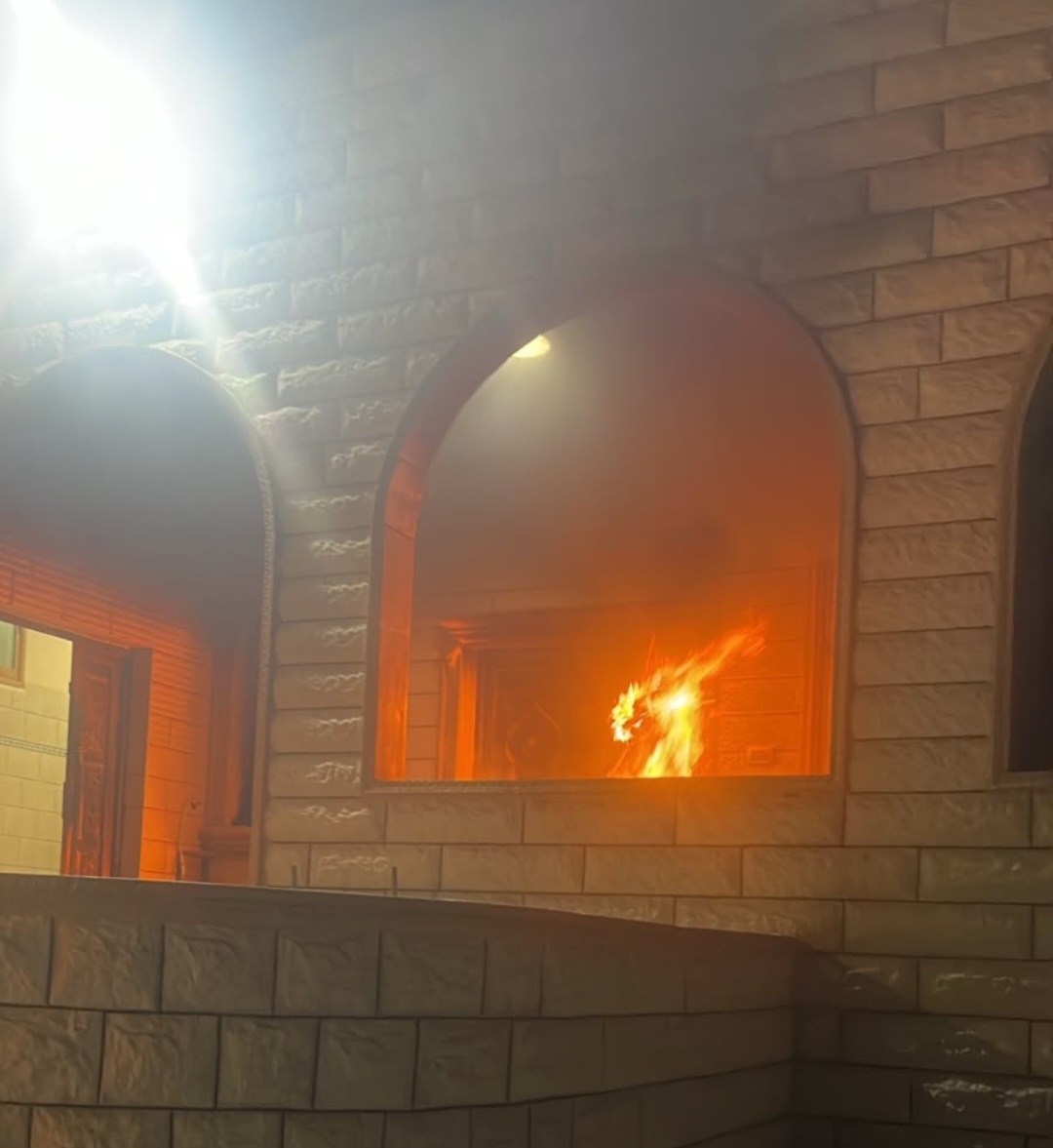 Israeli Settlers Torch a Mosque Near Hebron, Burn 2 Homes