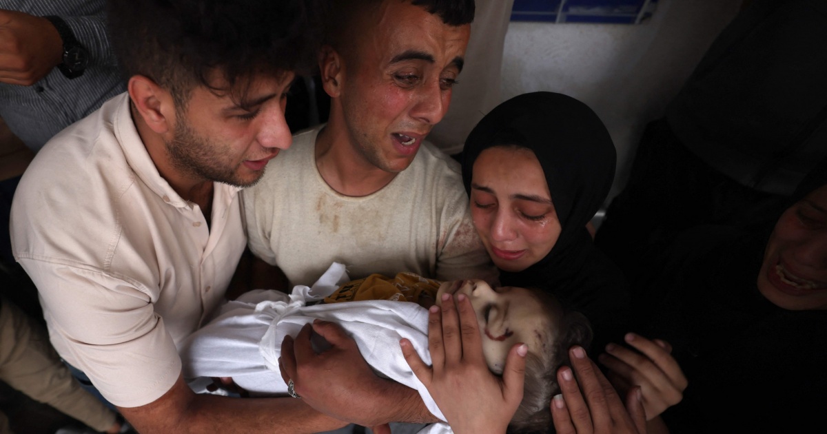 Israeli Strikes Kill 6 People in Gaza