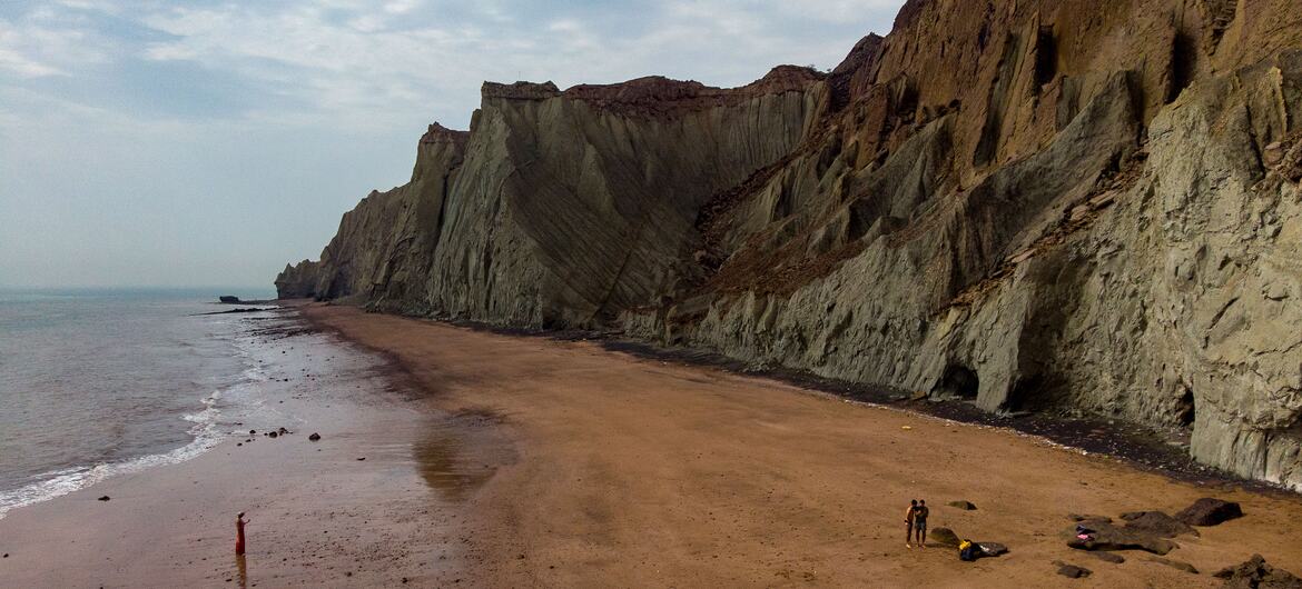 Pitfalls of Hormuz