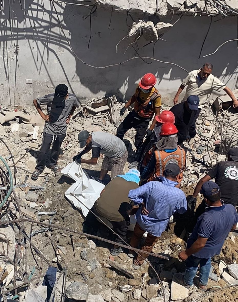 233 Bodies Recovered From Under The Gaza Wreckage, 174 Still Missing