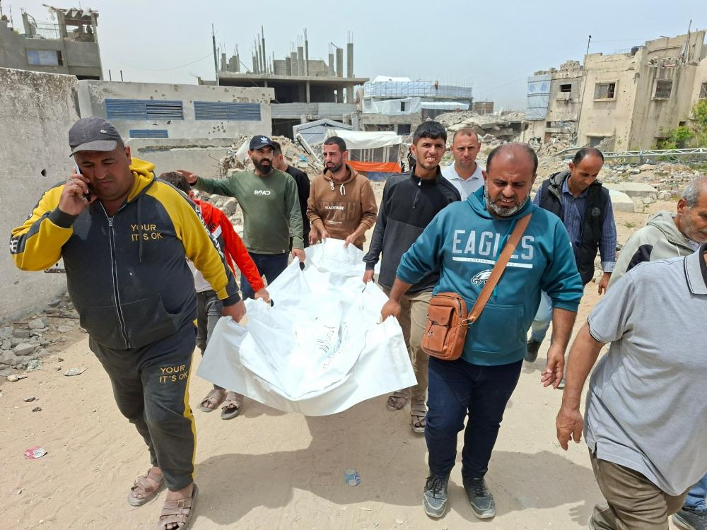 Gaza: Bringing the Dead Home From Beneath the Rubble