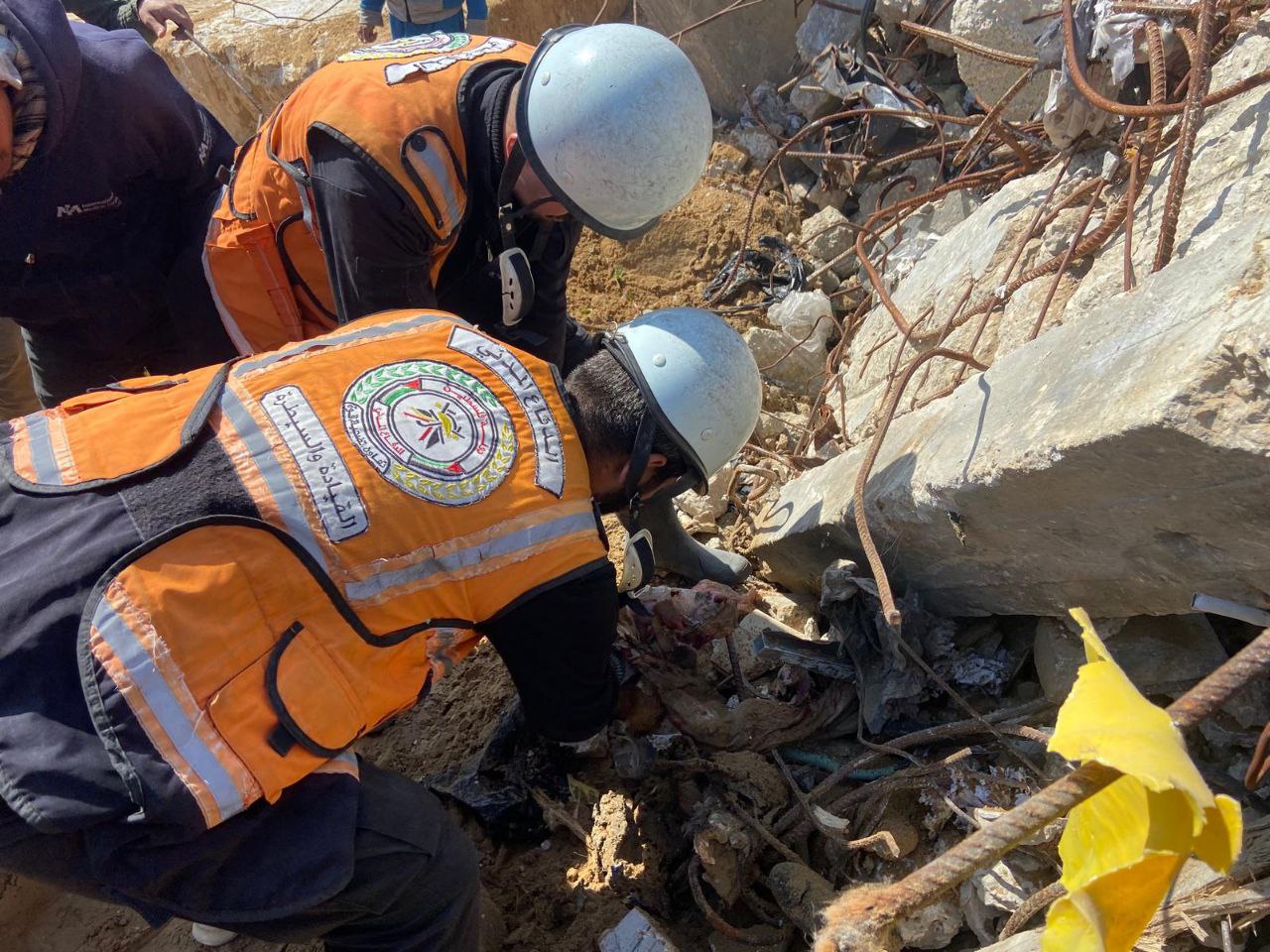 Remains of 17 People Uncovered in Gaza